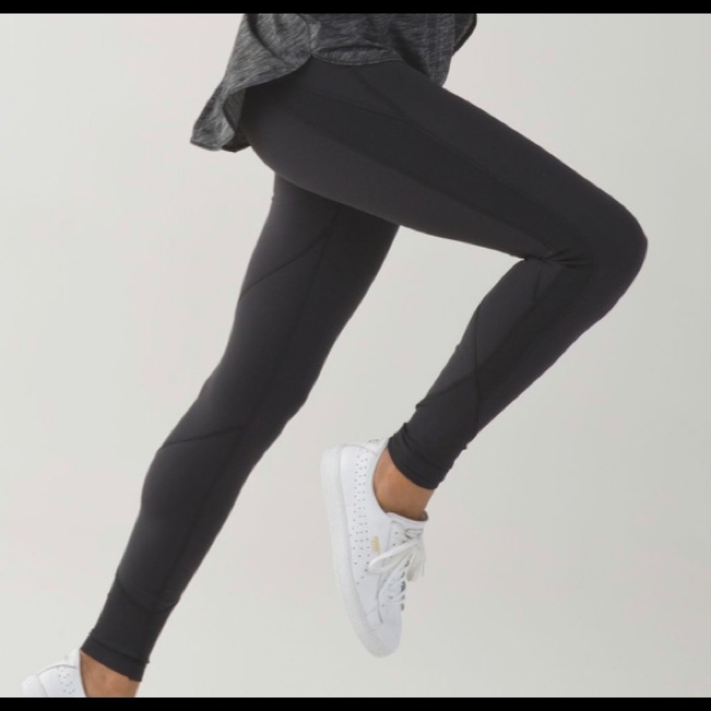 Lululemon Drop It Like It’s Hot legging 6 tight